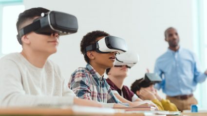 Students with virtual reality glasses