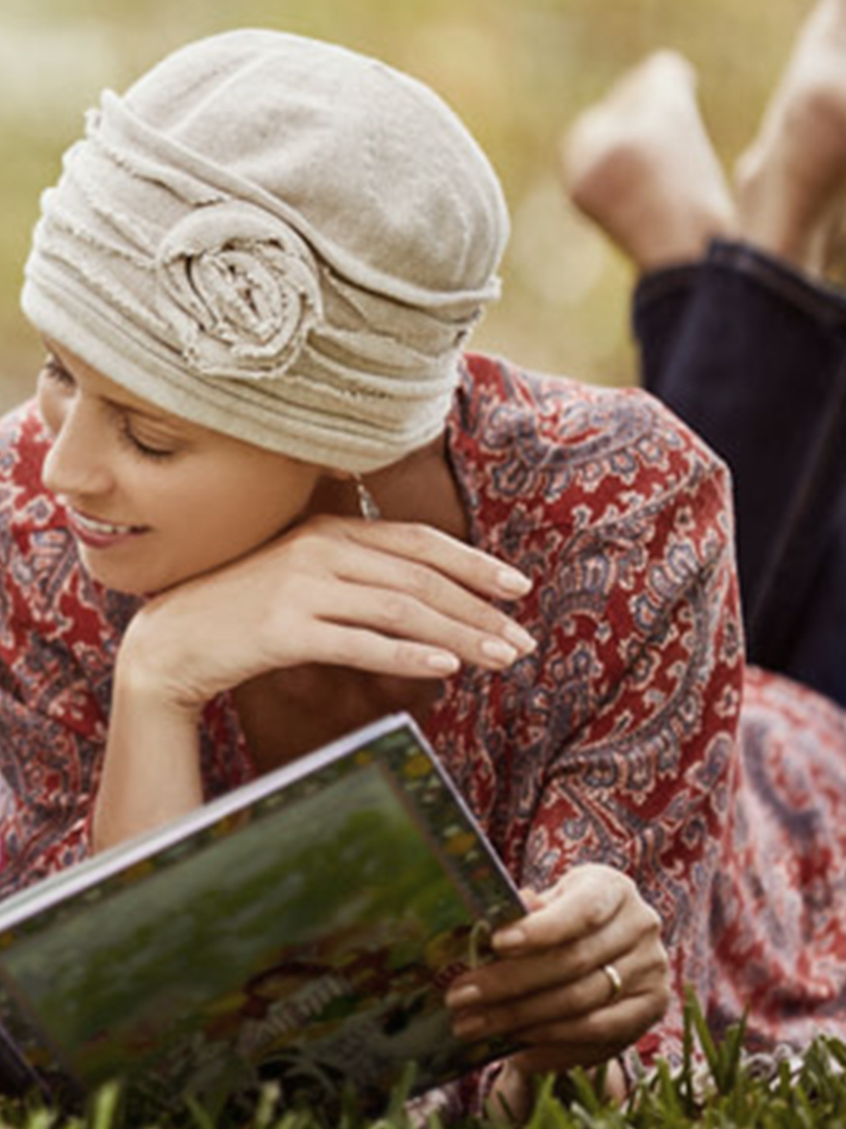 Woman wearing Headcover
