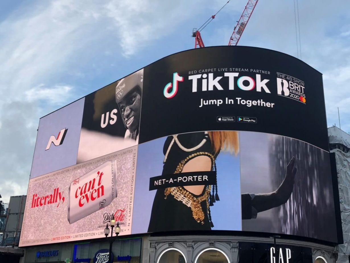 Example of a TikTok Out-of-Phone activation in London