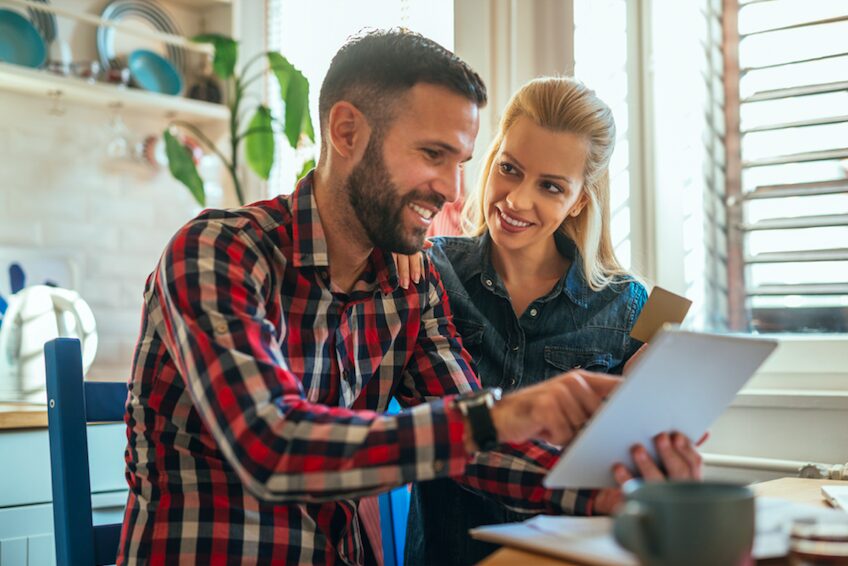 Community banks engaging in social media.