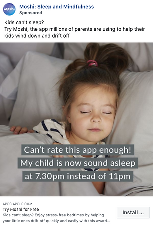 A young child sleeps peacefully in bed with closed eyes. Text overlay praises an app for helping the child sleep earlier, alongside a promotion for a sleep and mindfulness app.